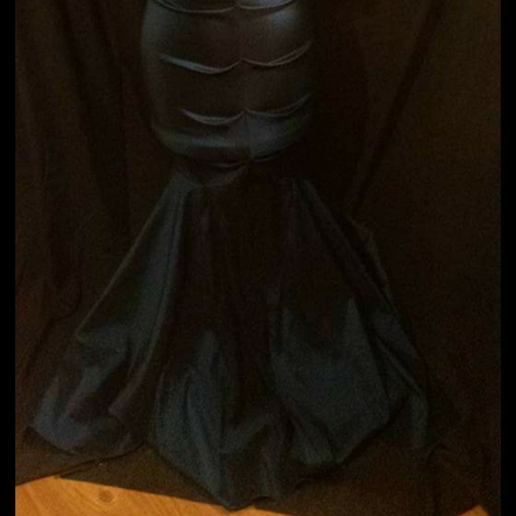 Prom dress - Picture 3 of 3